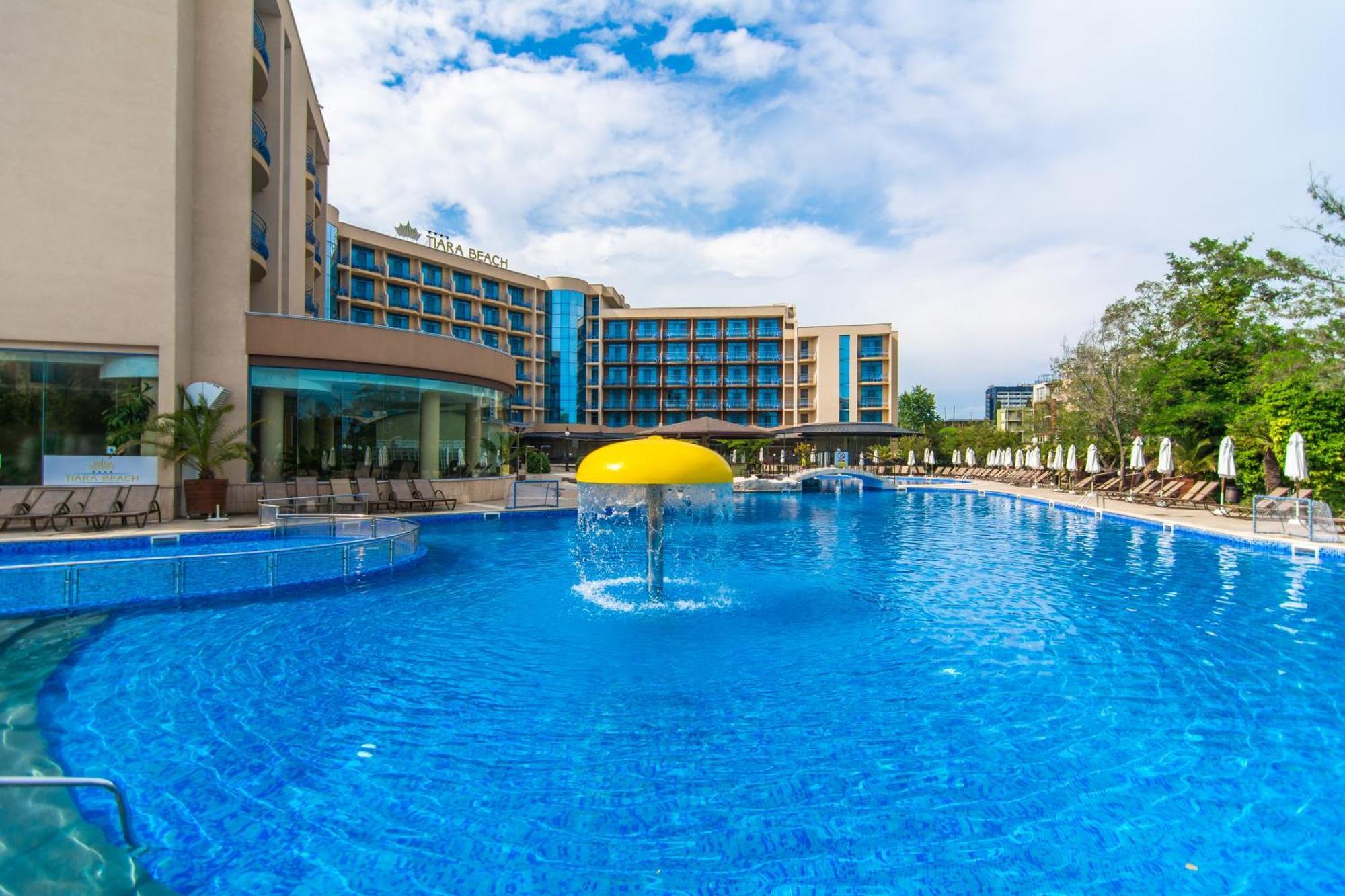 Tiara Beach Pantai Sunny Luaran gambar